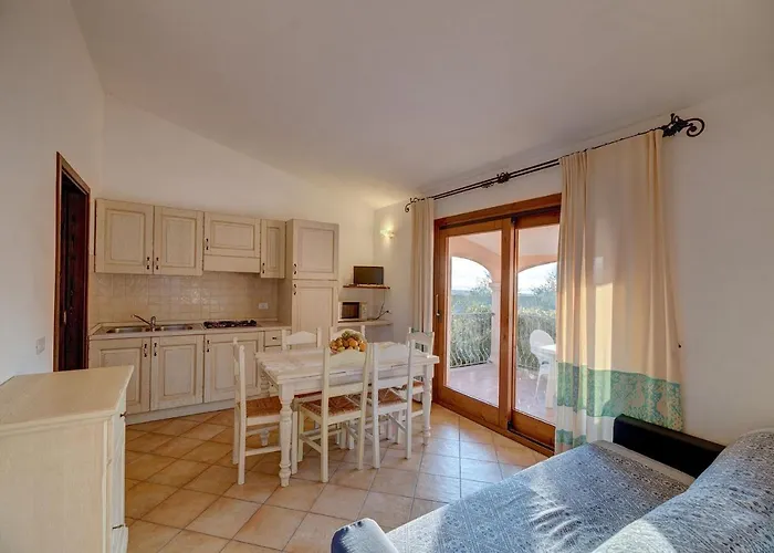 The Fantastic Residenza Badus 1 Bedroom Sleeps 4 No0810 Appartamento Badesi