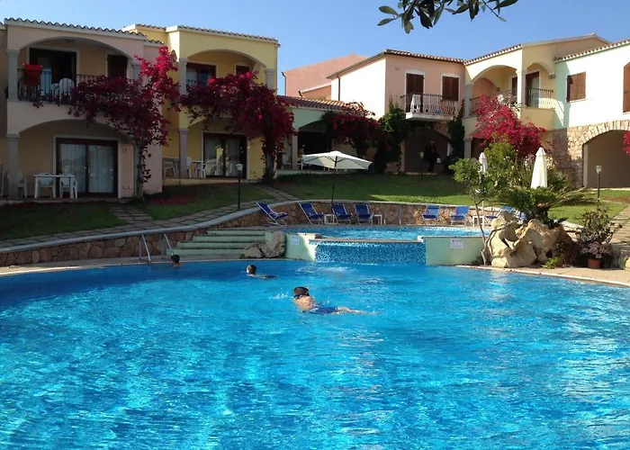 The Fantastic Residenza Badus 1 Bedroom Sleeps 4 No0810 Appartamento Badesi