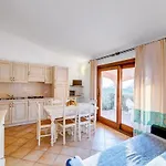 The Fantastic Residenza Badus 1 Bedroom Sleeps 4 No0810 Badesi