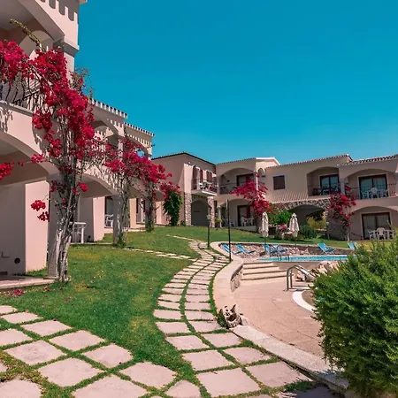 The Fantastic Residenza Badus 1 Bedroom Sleeps 4 No0810 Apartment *